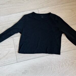 Brandy Melville Black Cropped Long Sleeve Tee
